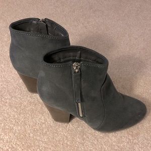 NWOT Faux Suede Gray Zip Booties